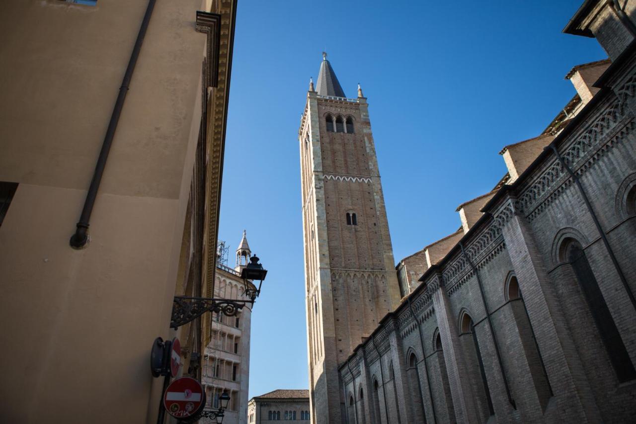 Parma A due passi dal Duomo Apartment Exterior foto